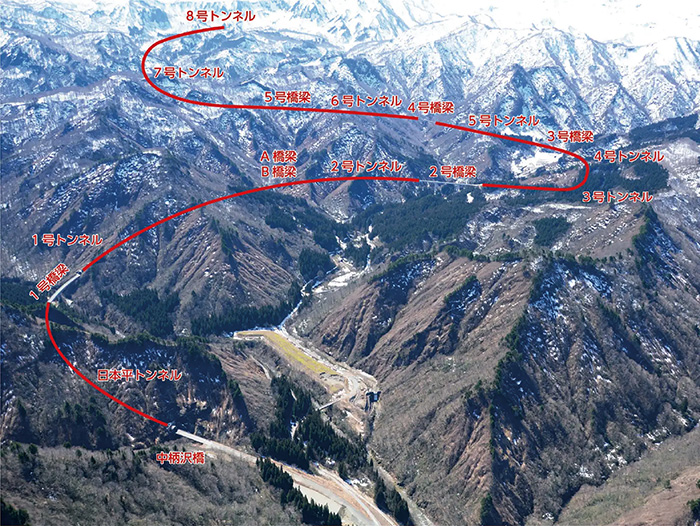 国道289号線の概要図。険しい地形を縫うように道路を繋げる（資料提供：国土交通省  北陸地方整備局  長岡国道事務所）